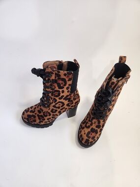 Leopard Print Lace-Up Block Heel Ankle‎ Boots - Brown Size 6